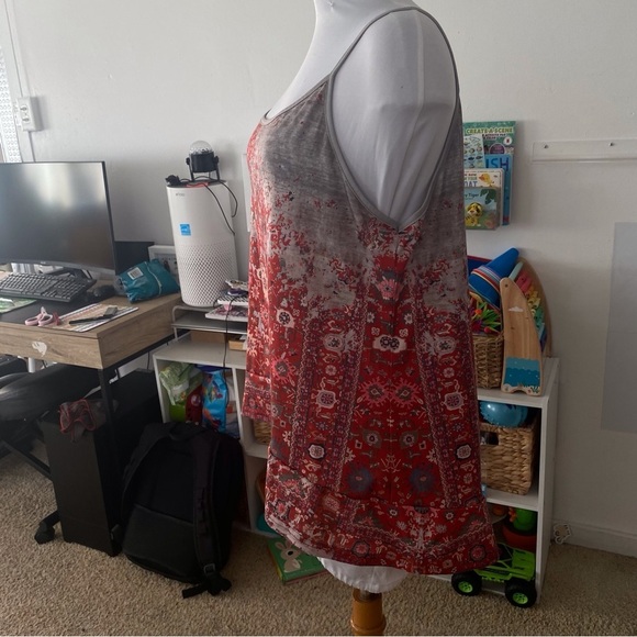 6 for$20 ♥️Red and gray tank top plus size - Picture 4 of 6